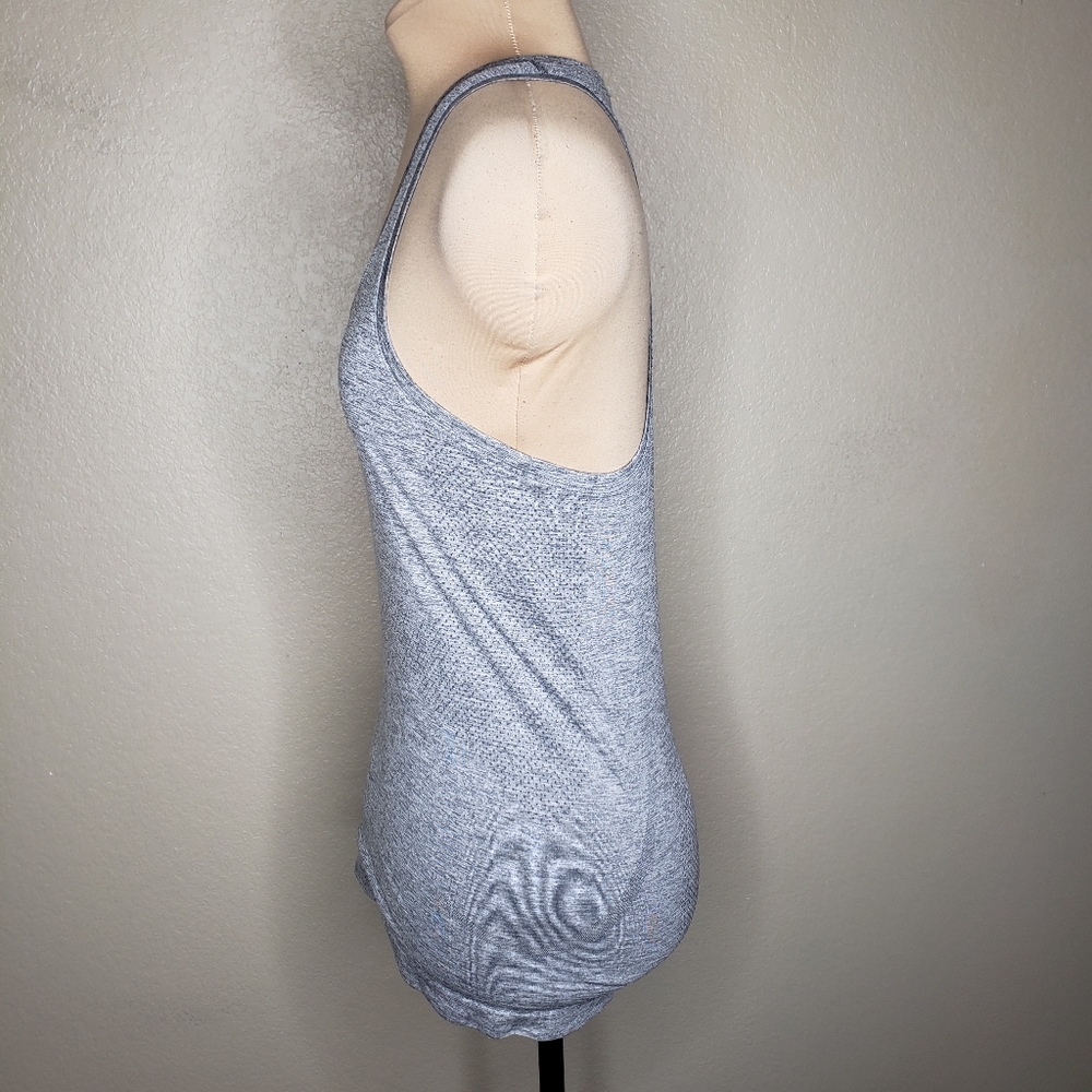 Lululemon 6 gray Swiftly tech tank top - Picture 5 of 9